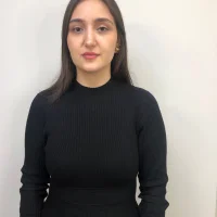 LisaRossb's Profile Pic