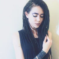 Sasha_Mi 的個  人資料圖片