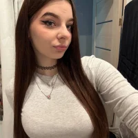 SimoneEbesu's Avatar Pic