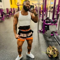 รูปโปรไฟล์ของ ryanroycexxx