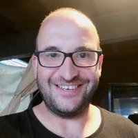 MichaDev's Avatar Photo