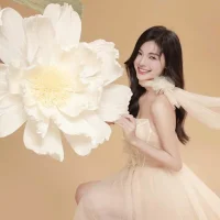 Jolie_new688