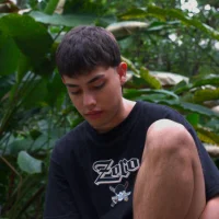 T-PHotxCouple's Avatar Pic