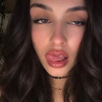 wetnrileyy's Avatar Pic