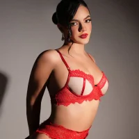 IsabellaGrey19's Avatar Pic