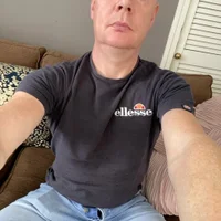 cum-show27s profilbillede