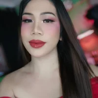 elise_bloom69's Avatar Pic