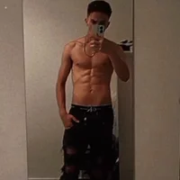 rk4210's Profile Pic