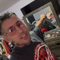 Atmhung's Profile Pic