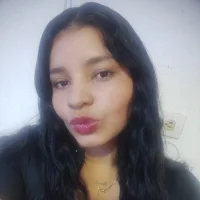 sakura_28_ Φωτ, Προφίλ