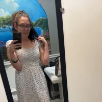 isabellenoela's Profile Pic