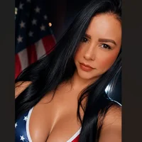KellyJoness_ Adlı Modelin Avatarı
