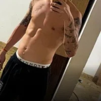 Thefoursecrets' Avatar Pic