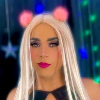 Zoe_Latin23CM's Profile Pic