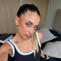 SiennaReed's Avatar Pic