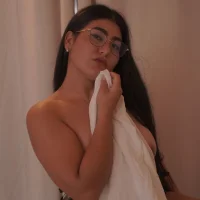 Renata101's Profile Pic