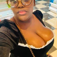 BigAreolasQueen