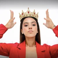 Olivia_Monroee's Offline Chat Room