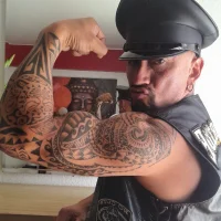 Morbo_leather's Avatar Photo