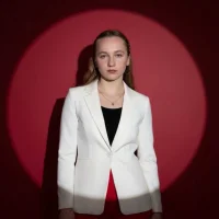 VandaCaradine's Profile Pic