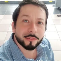 ca_rlop's Profile Pic