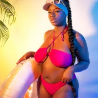 รูปอวาตาร์ของ KayaBrown