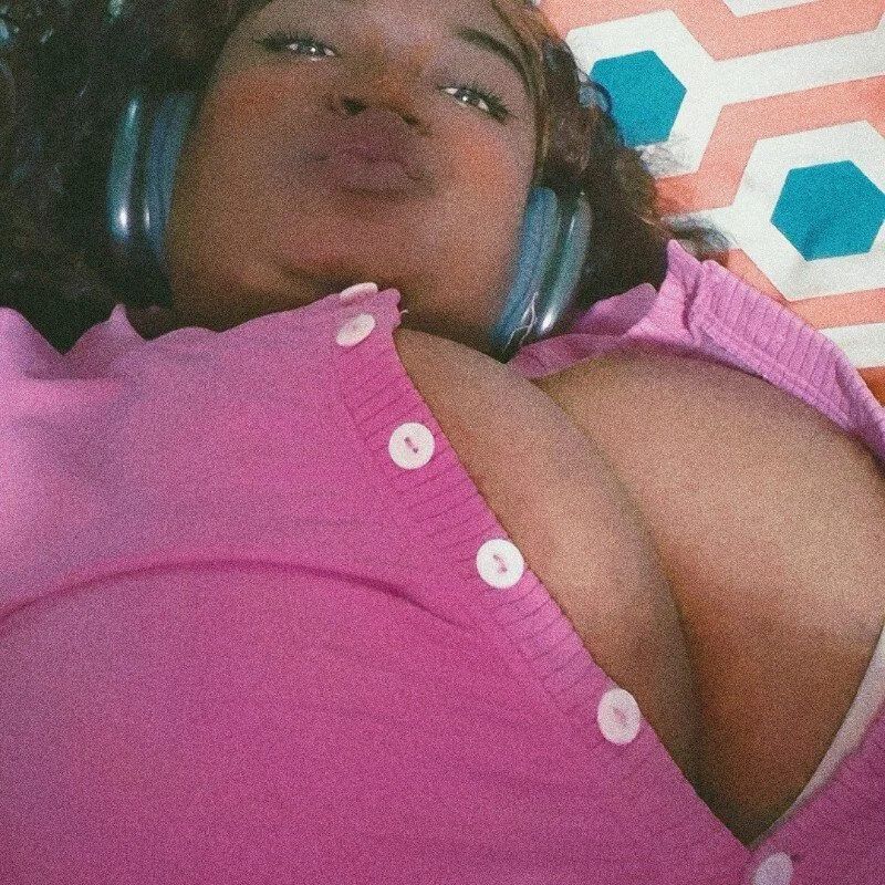 godessQQQ profile photo