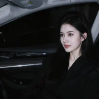 Sylvia520's Profile Pic