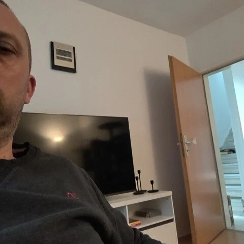 Neogeil82 profile photo