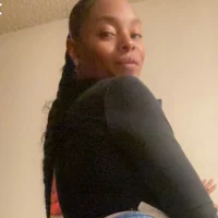 charmbabyy's Profile Pic