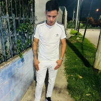 รูปอวาตาร์ของ Roro1205hjk