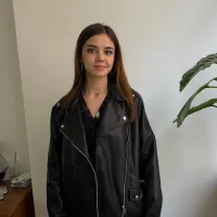 ElvinaChing Φωτ, Προφίλ