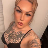 trannyqueen's Profile Pic