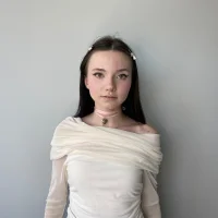 EsmeHaymore's Profile Pic
