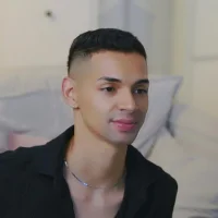 Straightreams's Profile Pic