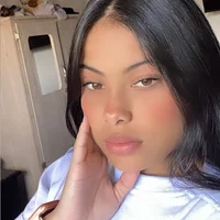 violet_lombardi