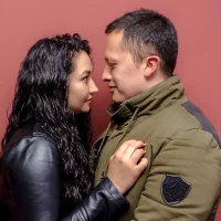 couplehorny_19's Profile Pic