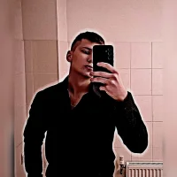 Gambar Profil Zack_Gillian