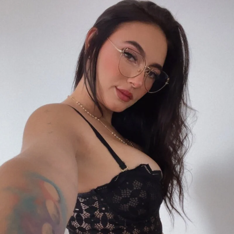 Juli_V29 Stripchat profile image