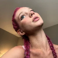 RowenaEvitt's Profile Pic