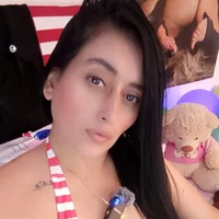 vaiolet_triana Adlı Modelin Avatarı