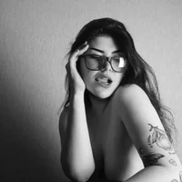 Foto desnuda XXX de barbiepierced