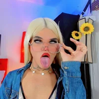 Gabyqueen70's Avatar Pic