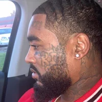 AaronGotPipe8989's Profile Pic