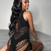 PrettypetitePrincess's Profile Pic
