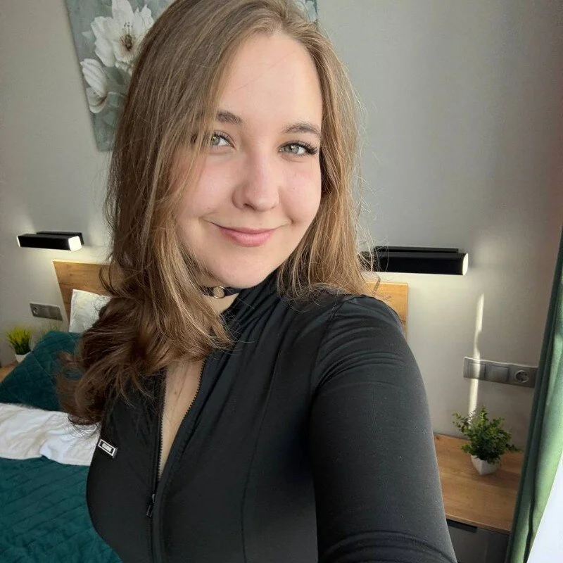 EiraWise live cam profile