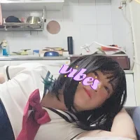 leessemi's Profile Pic