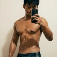 รูปโปรไฟล์ของ Ahmir_twunk