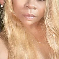 CandyBox411's Profile Pic