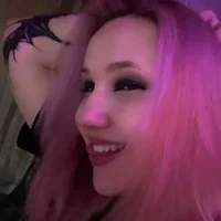 صورة الملف الشخصي لـ moon__shy